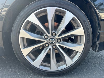 2019 Nissan Maxima Base
