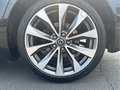 2019 Nissan Maxima Platinum