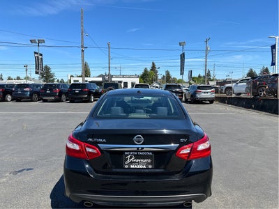 2017 Nissan Altima Base