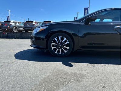 2017 Nissan Altima Base