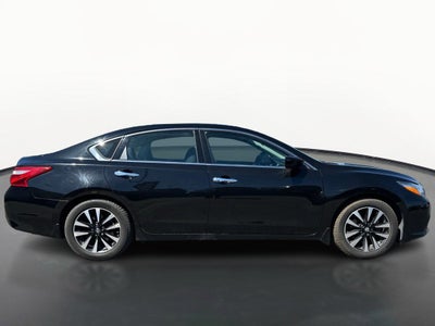 2017 Nissan Altima Base