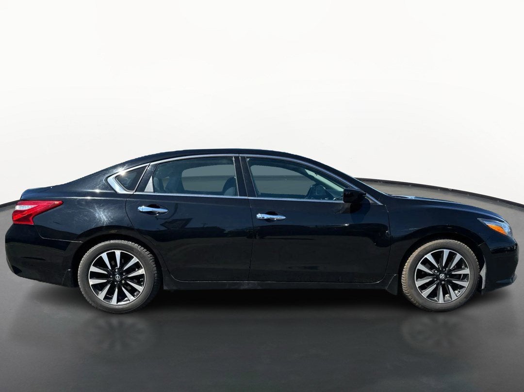 2017 Nissan Altima Base