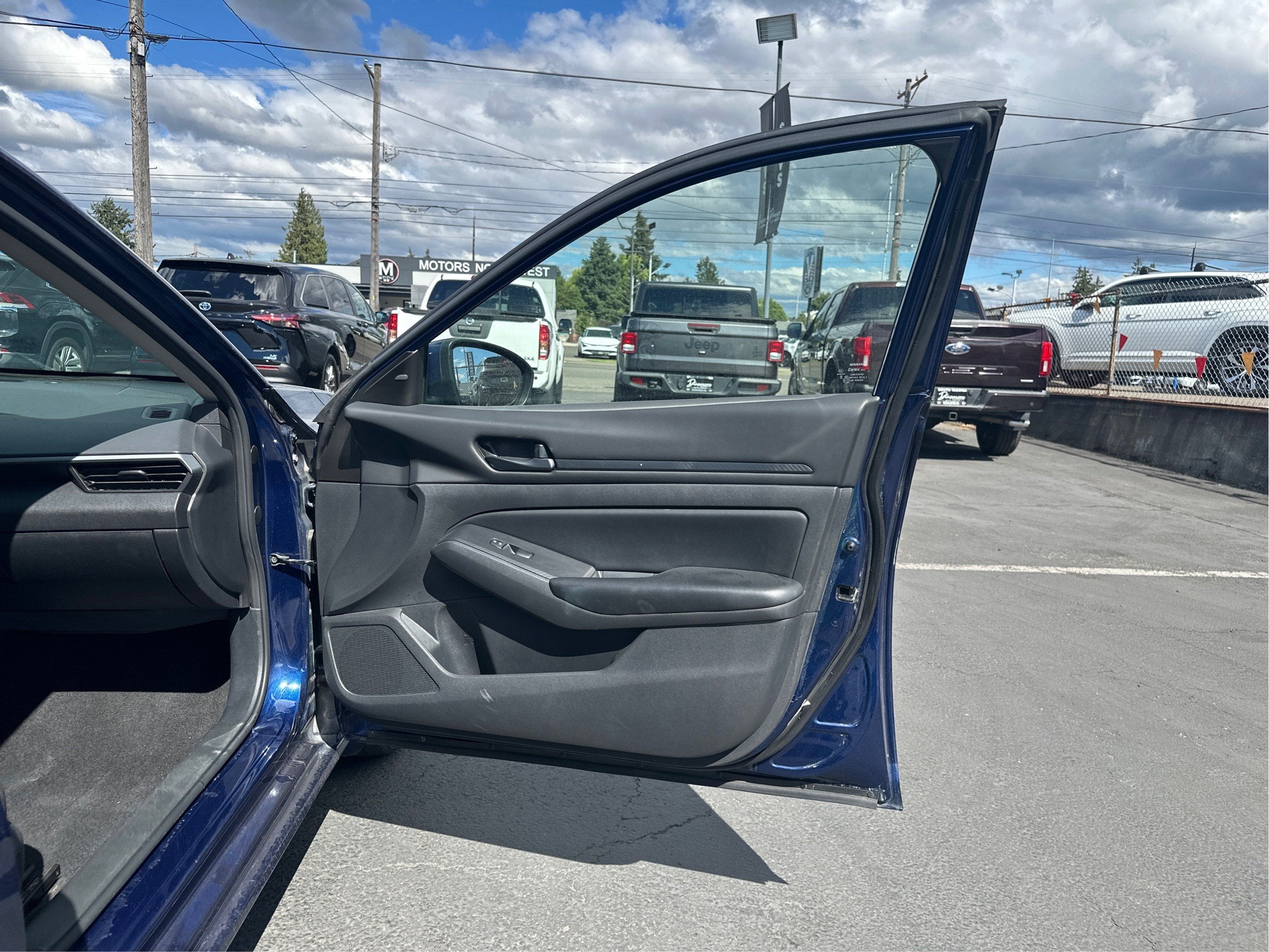 2023 Nissan Altima 2.5 S