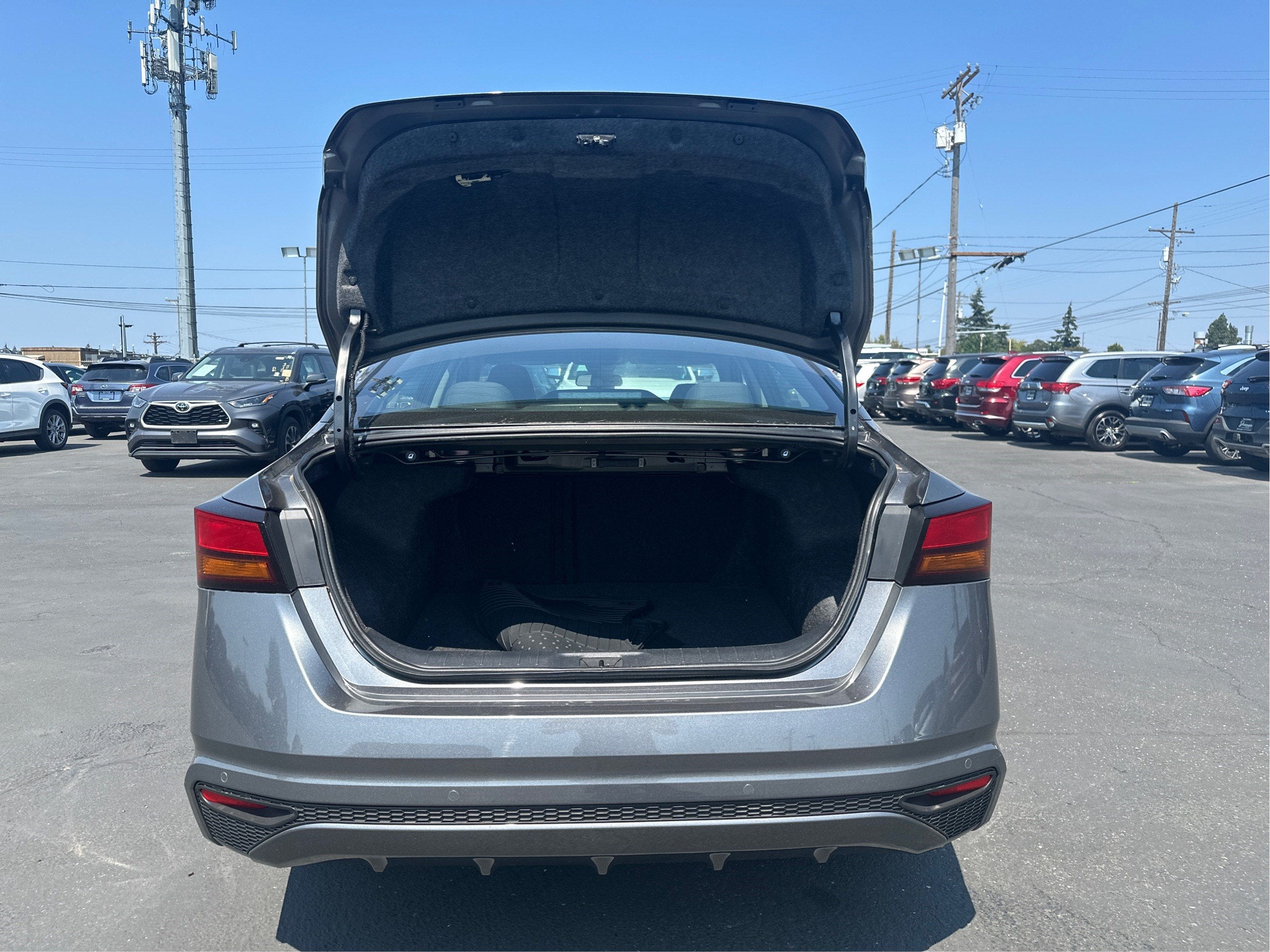 2023 Nissan Altima 2.5 SV