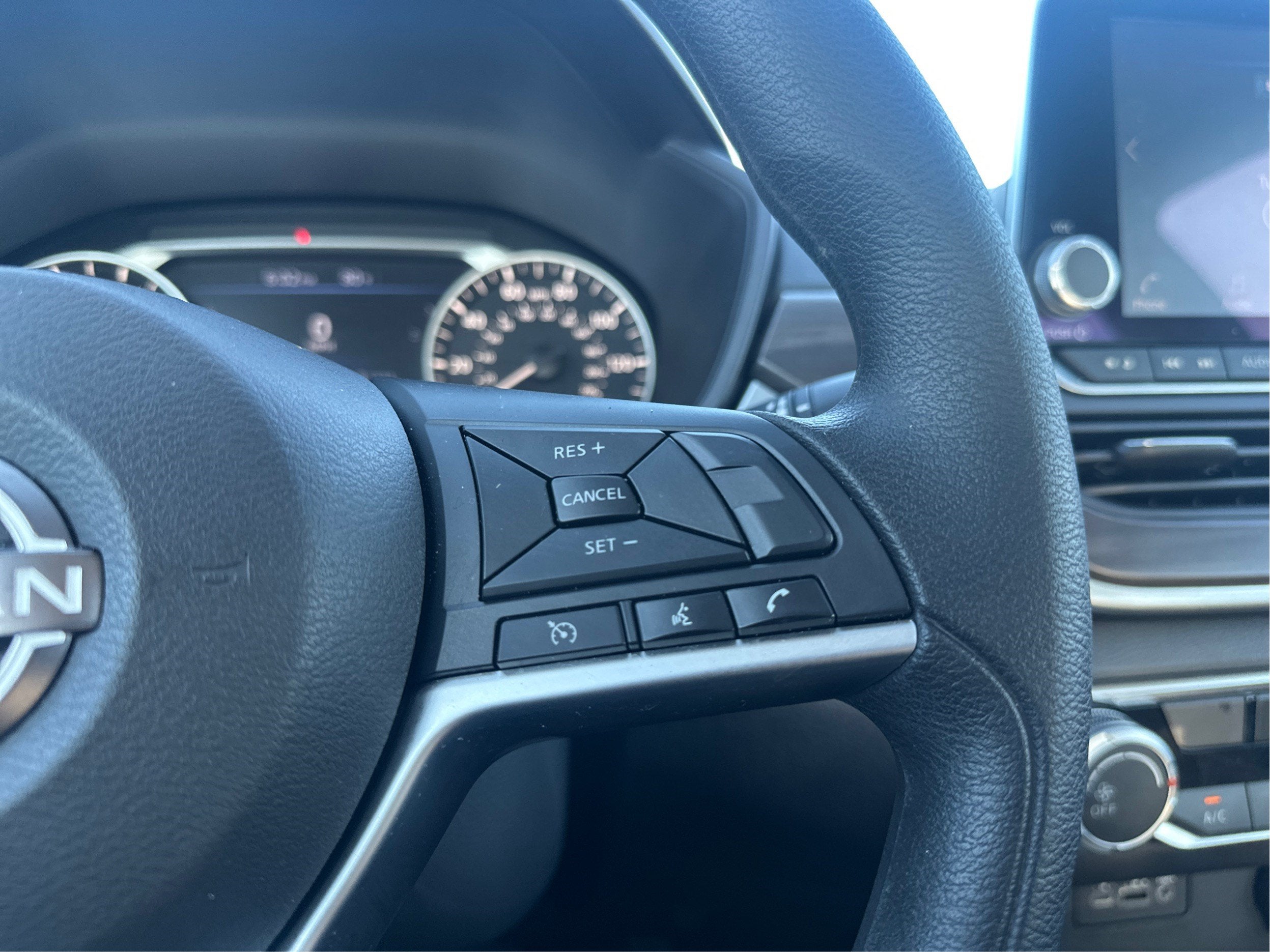 2023 Nissan Altima 2.5 SV AWD