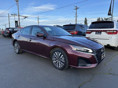2023 Nissan Altima 2.5 SV AWD