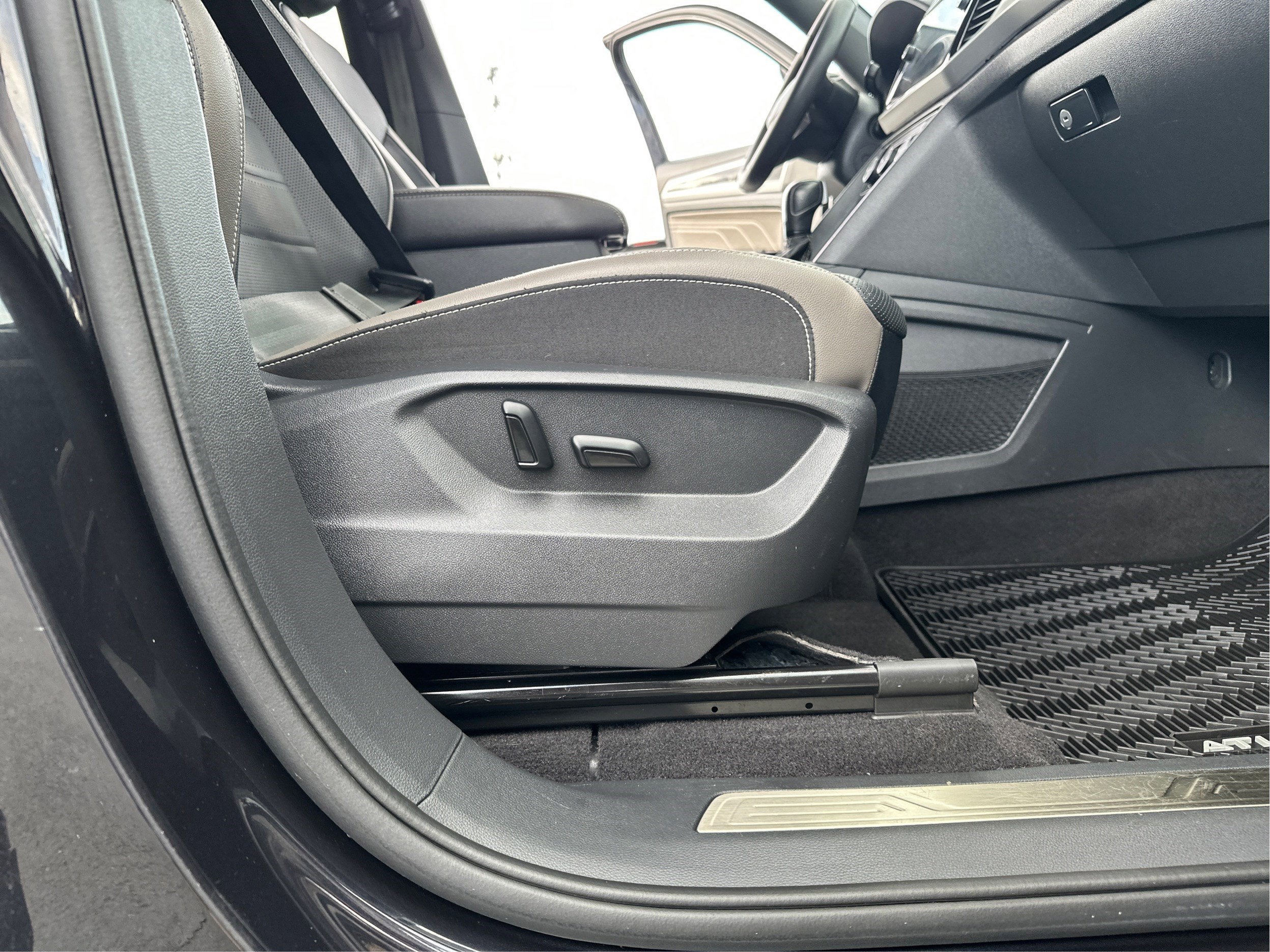 2021 Volkswagen Atlas Cross Sport 3.6L V6 SEL