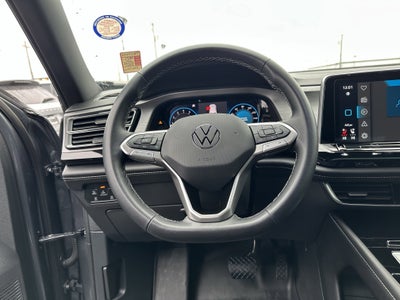 2024 Volkswagen Atlas Cross Sport 2.0T SE w/Technology