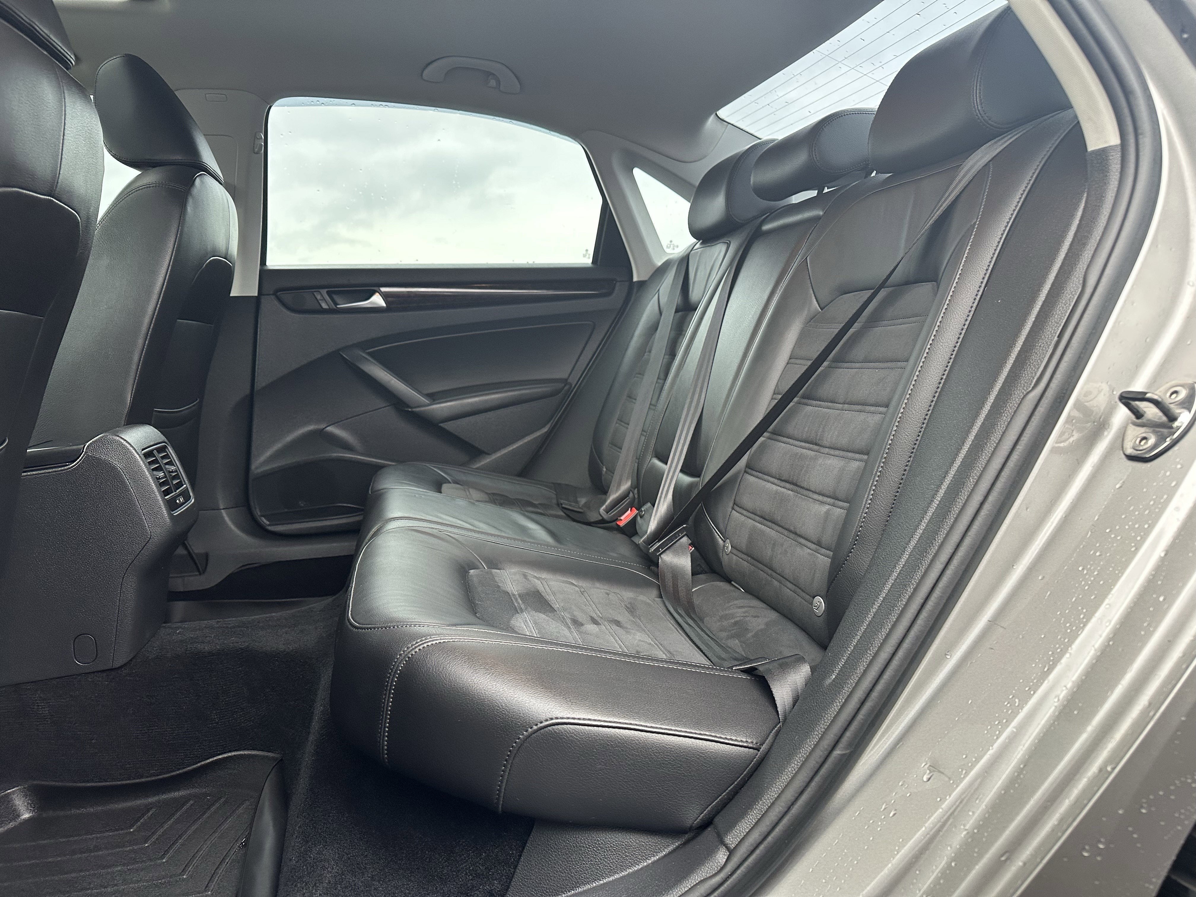 2014 Volkswagen Passat TDI SEL Premium