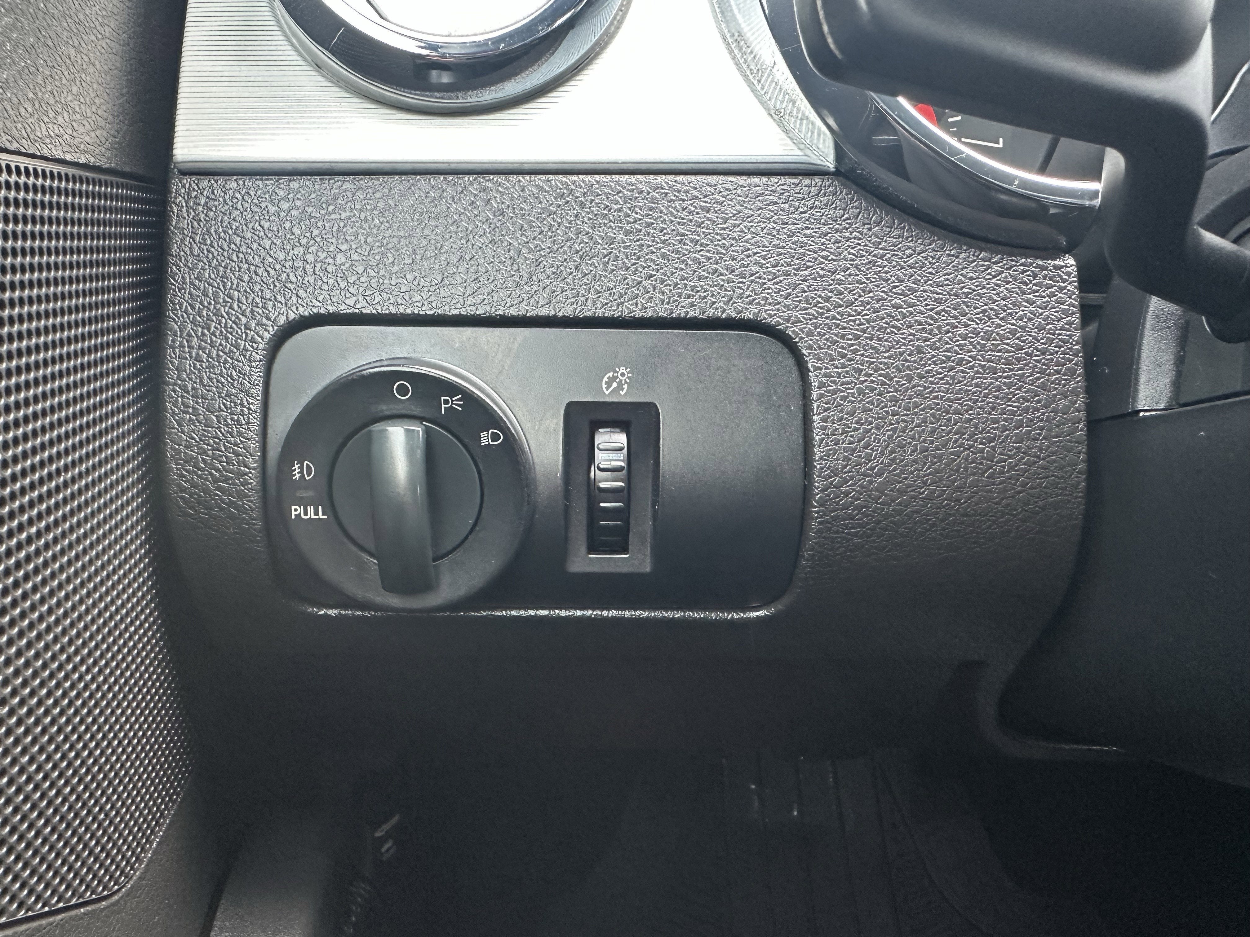 2008 Ford Mustang Premium