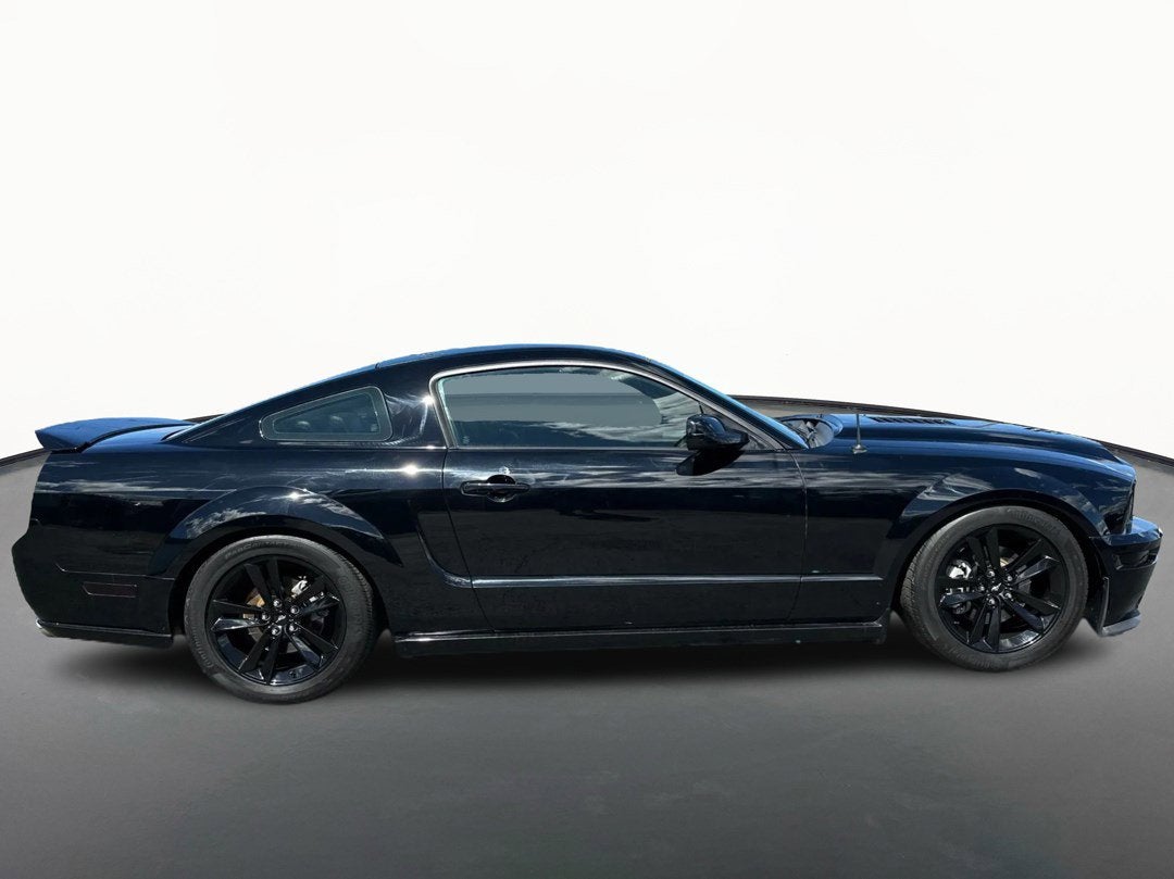 2006 Ford Mustang Base