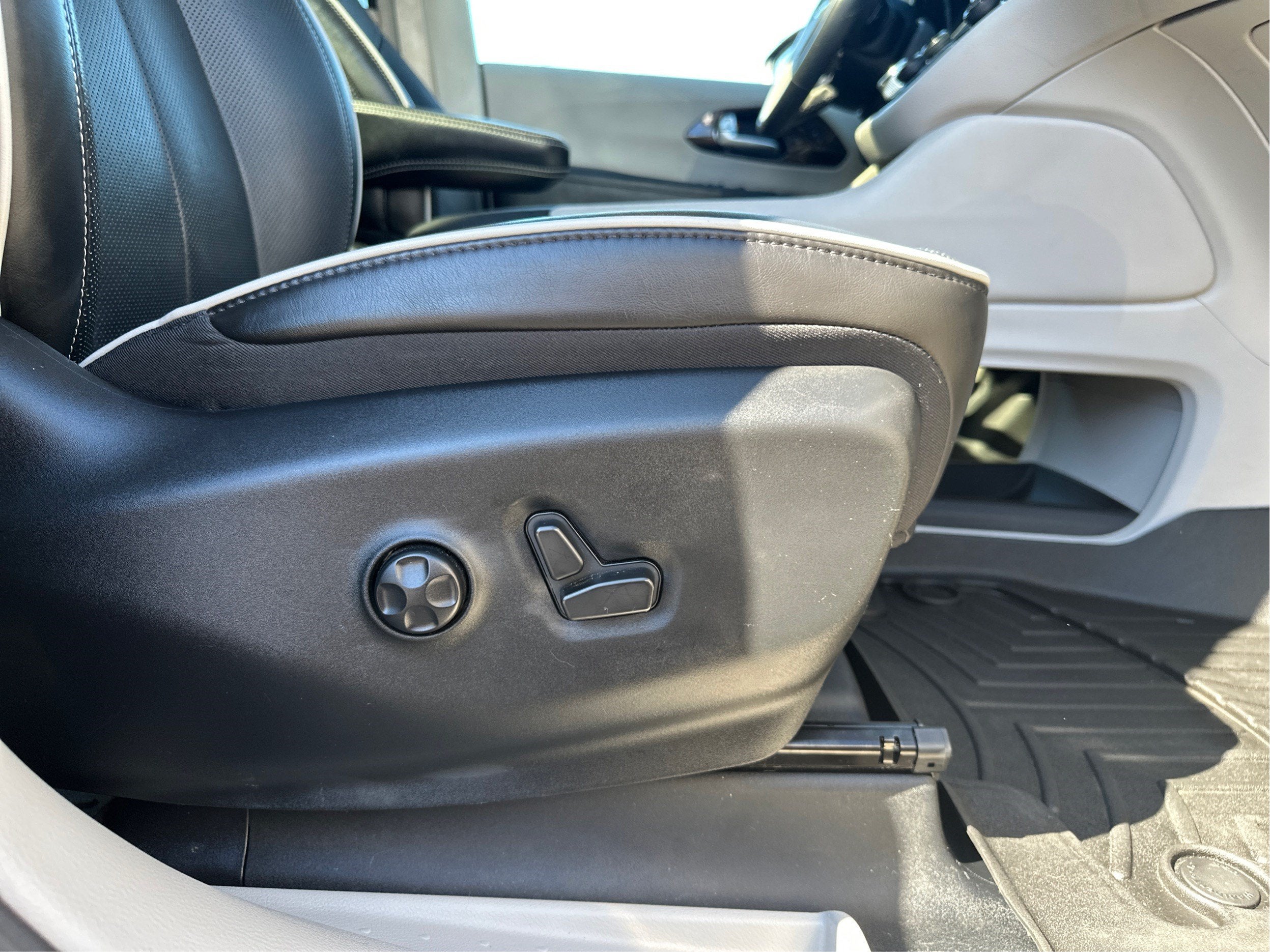 2021 Chrysler Pacifica Hybrid Limited