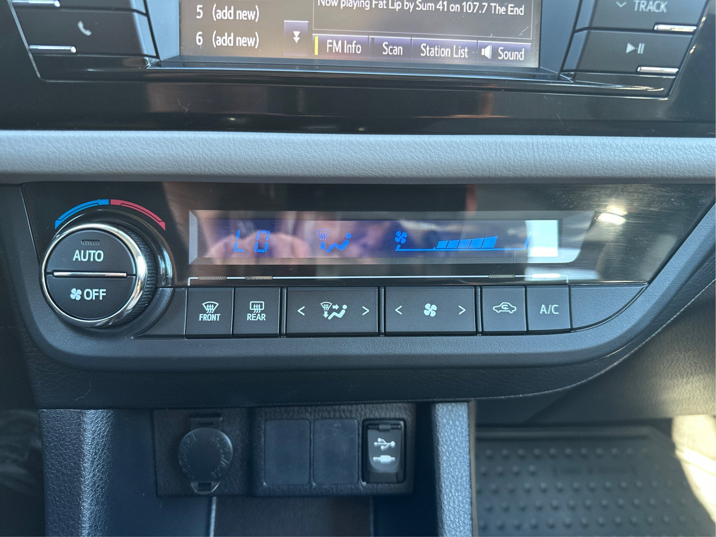 2016 Toyota Corolla LE Plus