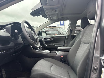 2024 Toyota RAV4 XLE AWD