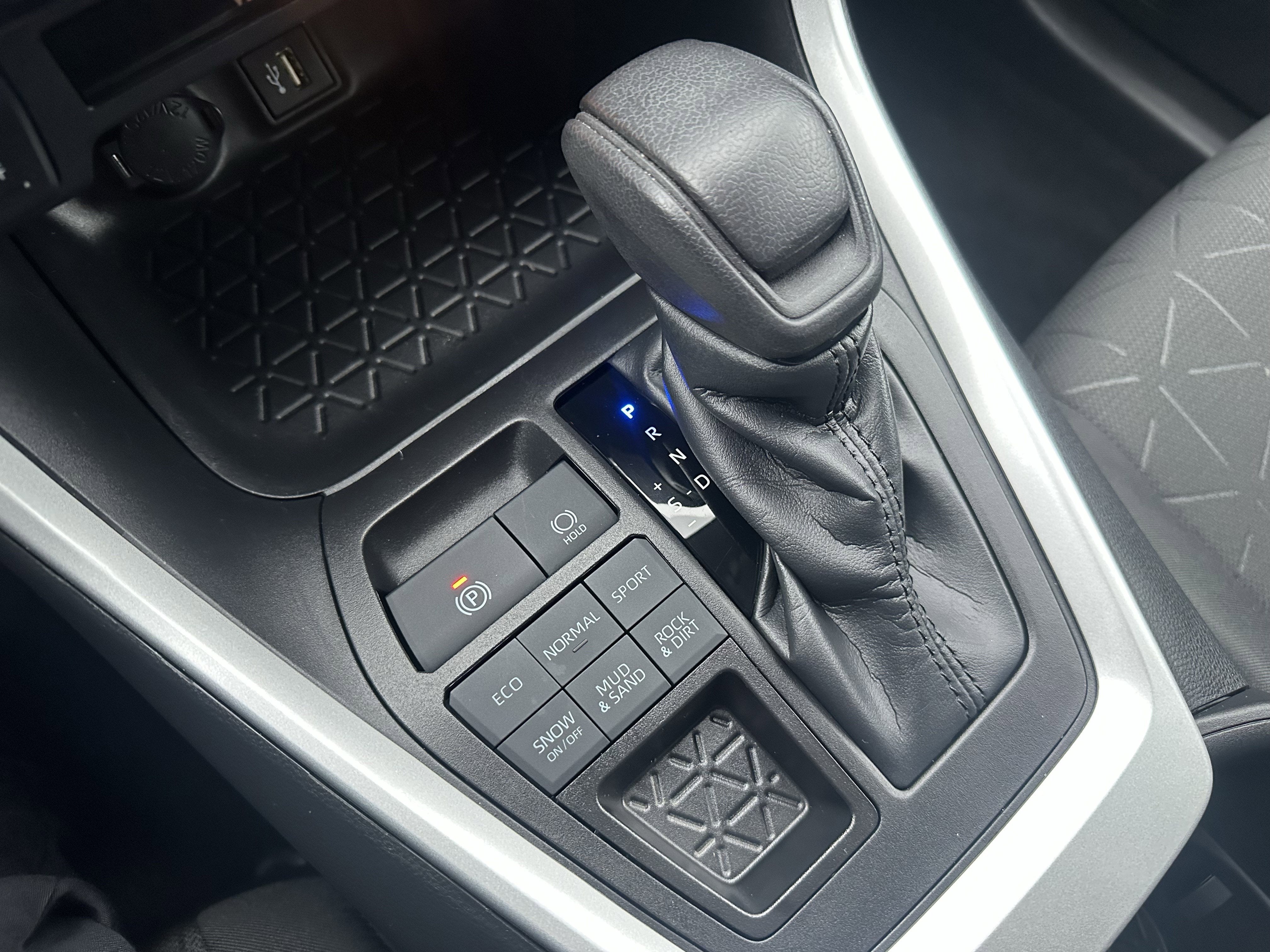 2023 Toyota RAV4 XLE AWD