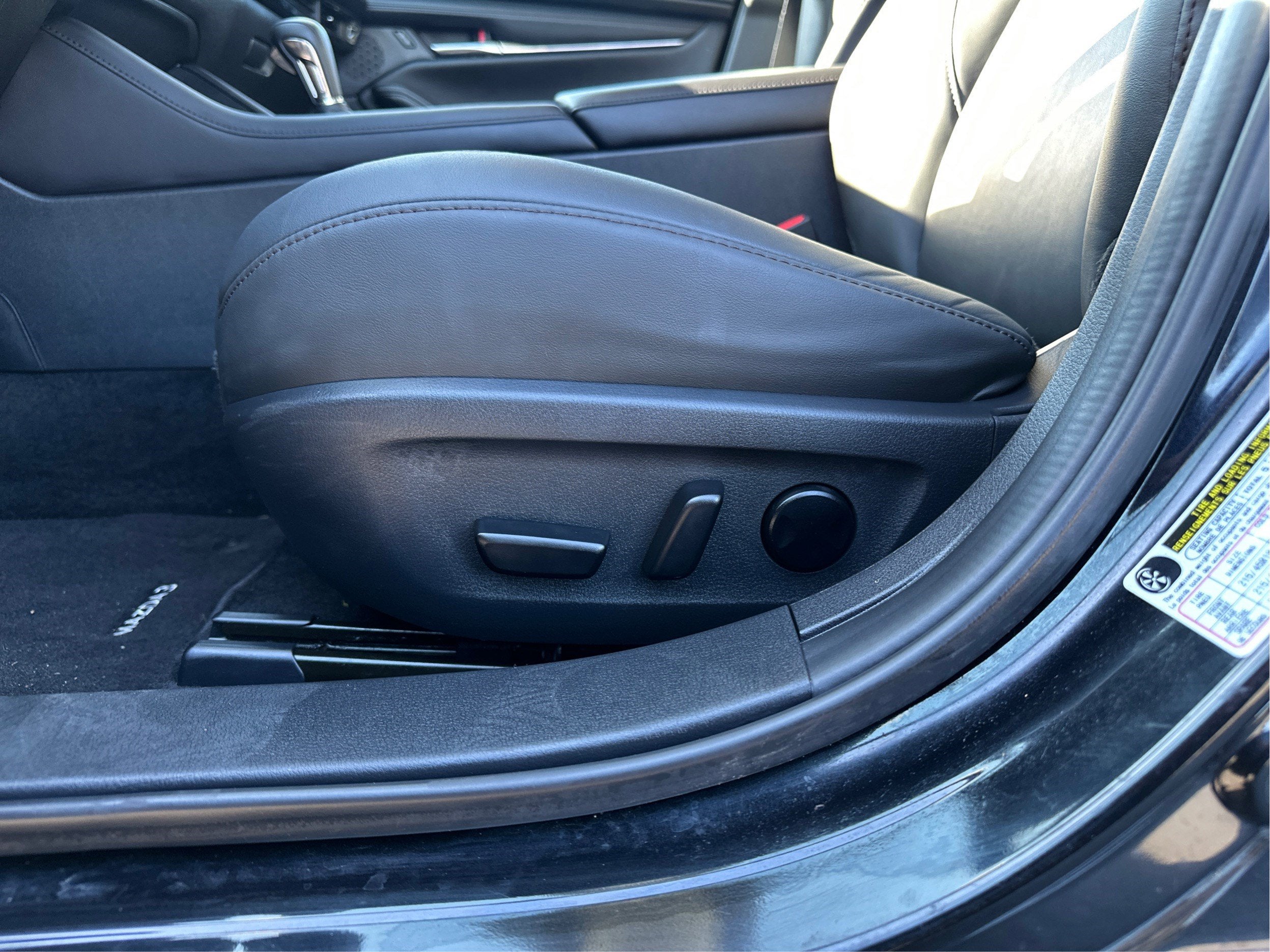 2025 Mazda Mazda3 2.5 S Preferred FWD