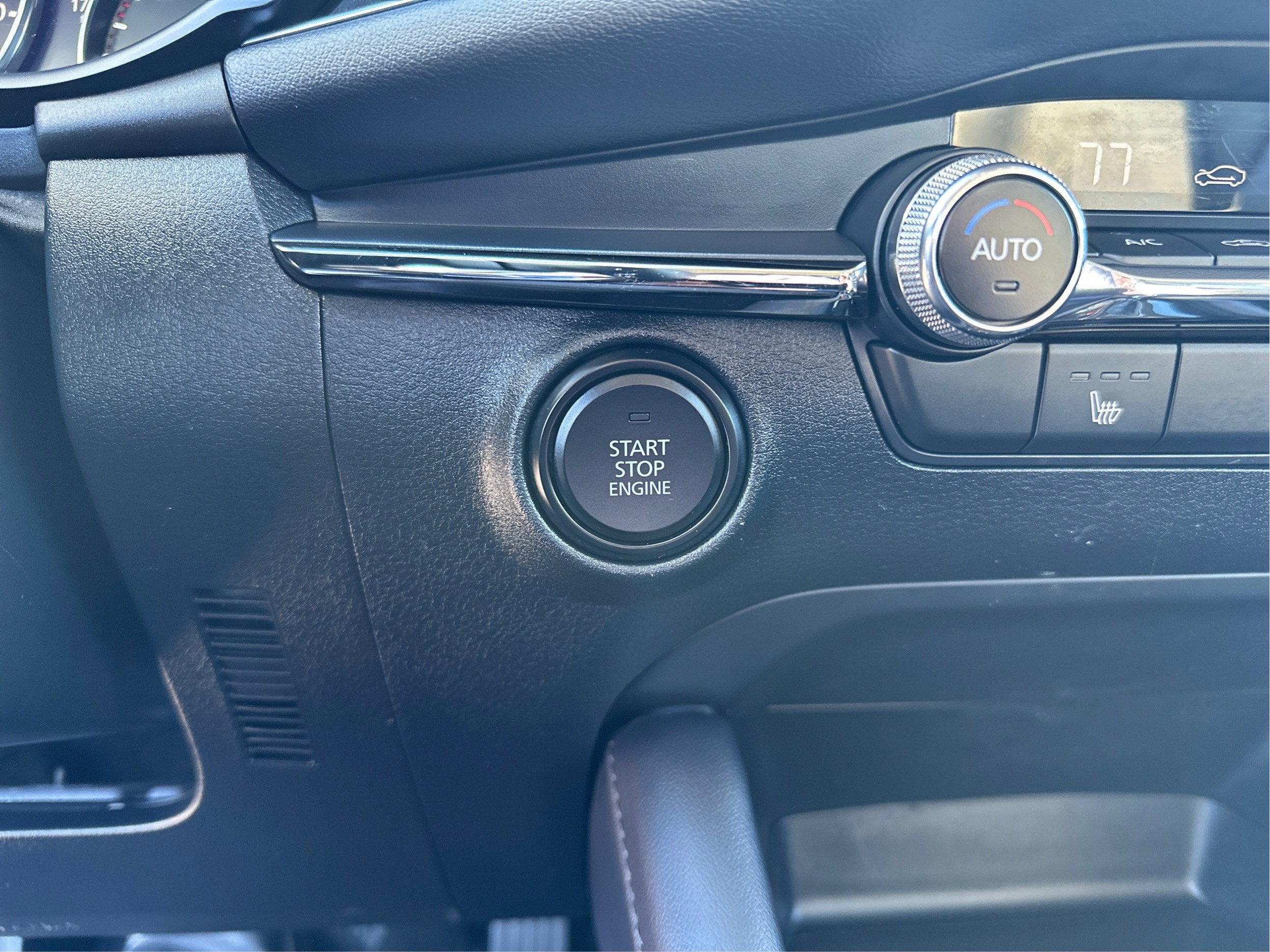 2025 Mazda Mazda3 2.5 S Preferred FWD