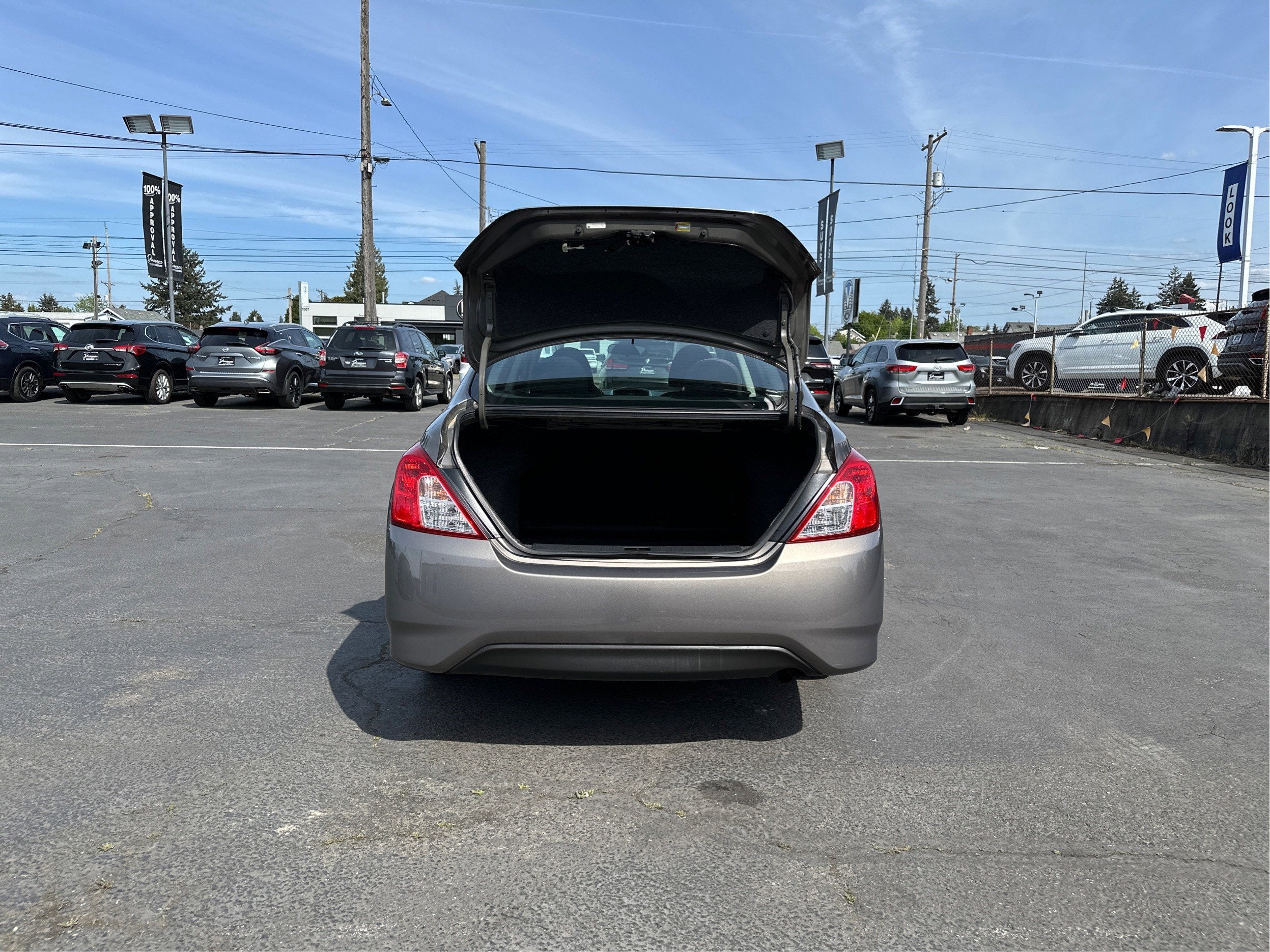 2015 Nissan Versa SV