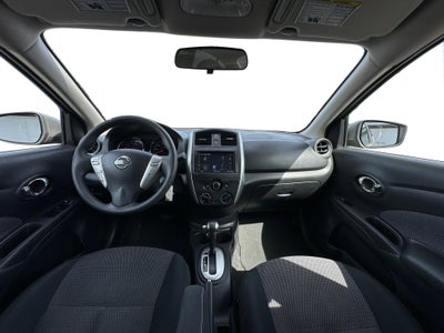 2015 Nissan Versa SV
