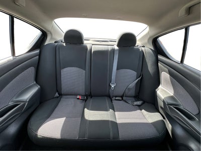 2015 Nissan Versa SV