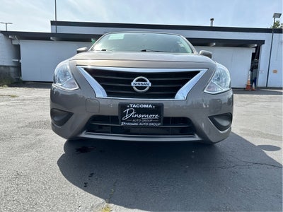 2015 Nissan Versa SV