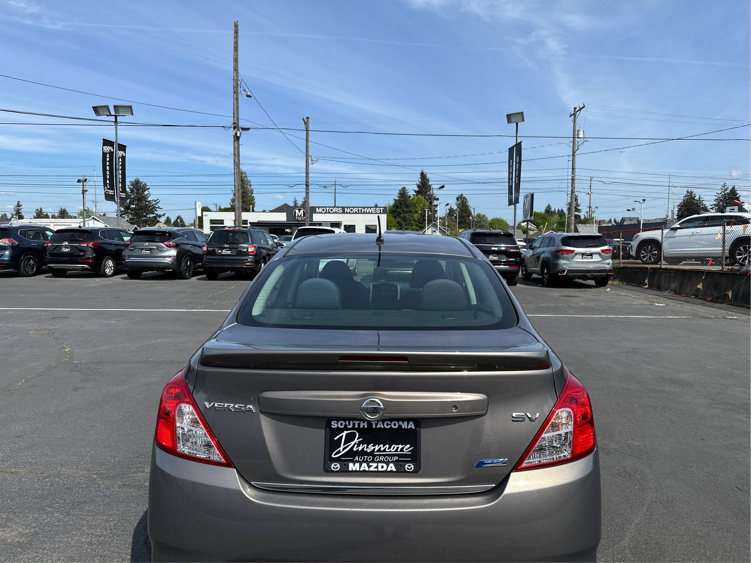 2015 Nissan Versa SV