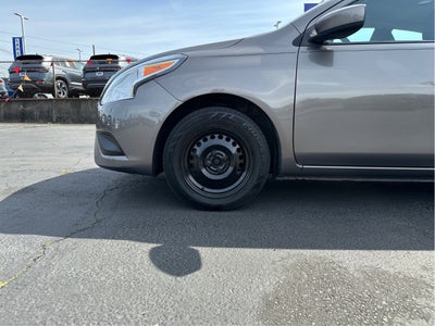 2015 Nissan Versa SV