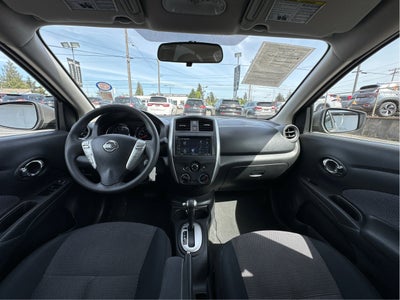 2015 Nissan Versa SV