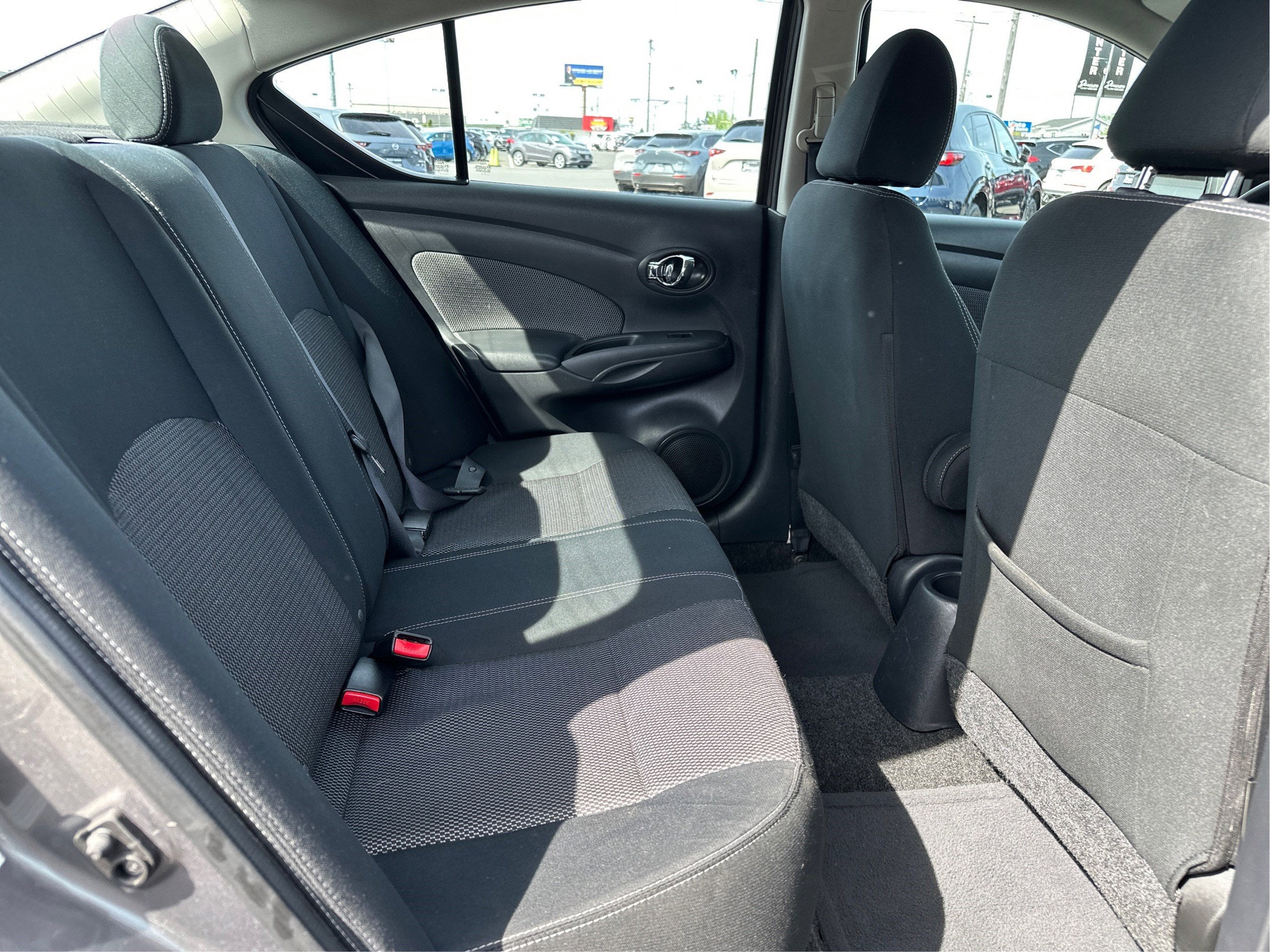 2015 Nissan Versa SV