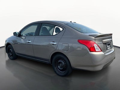 2015 Nissan Versa SV