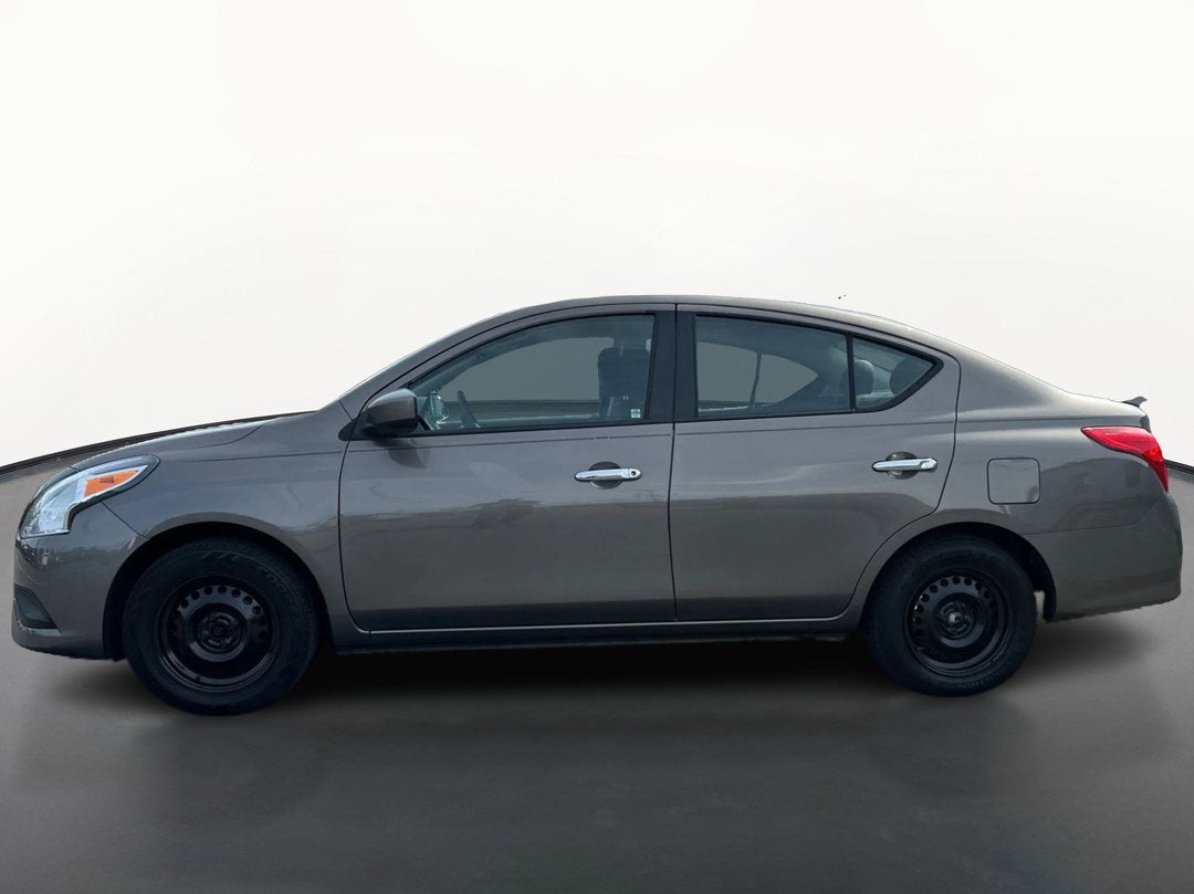 2015 Nissan Versa SV