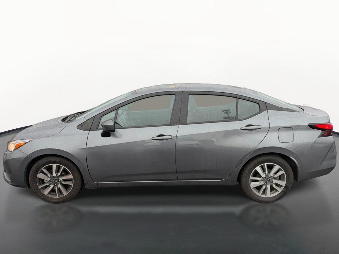 2023 Nissan Versa SV