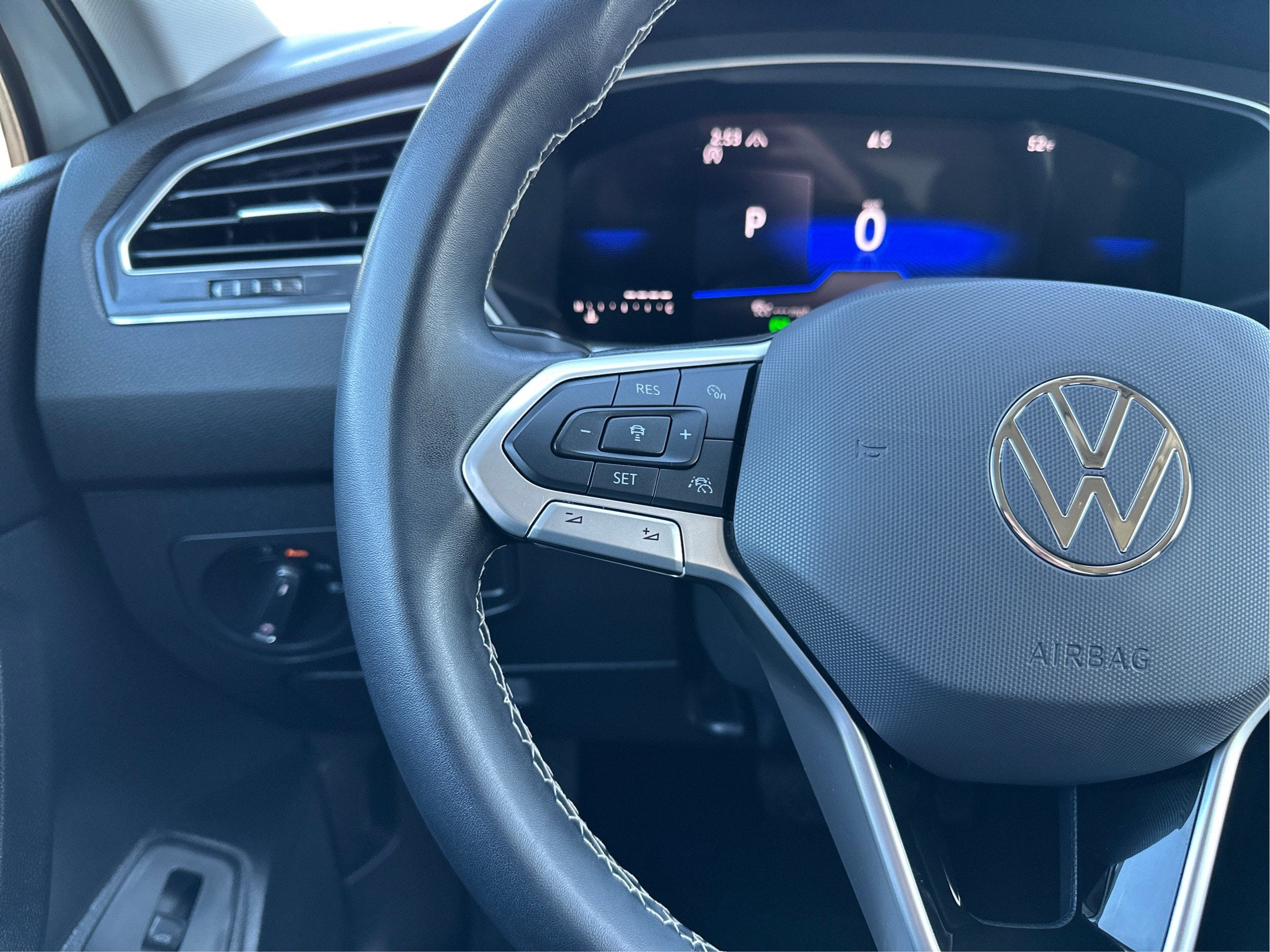 2024 Volkswagen Tiguan SE