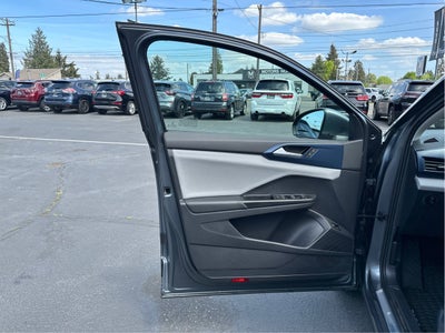 2022 Volkswagen Taos SE