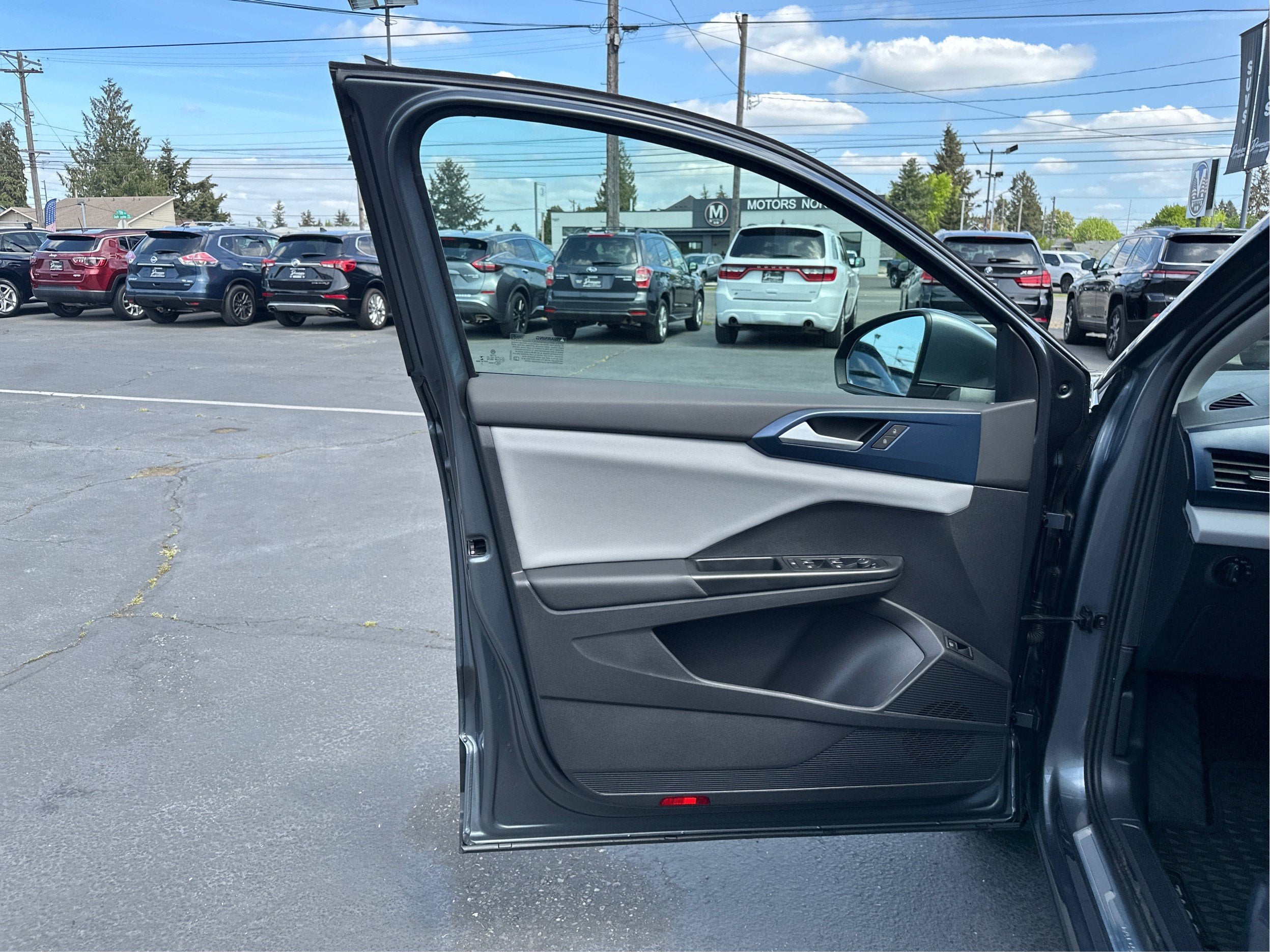 2022 Volkswagen Taos SE