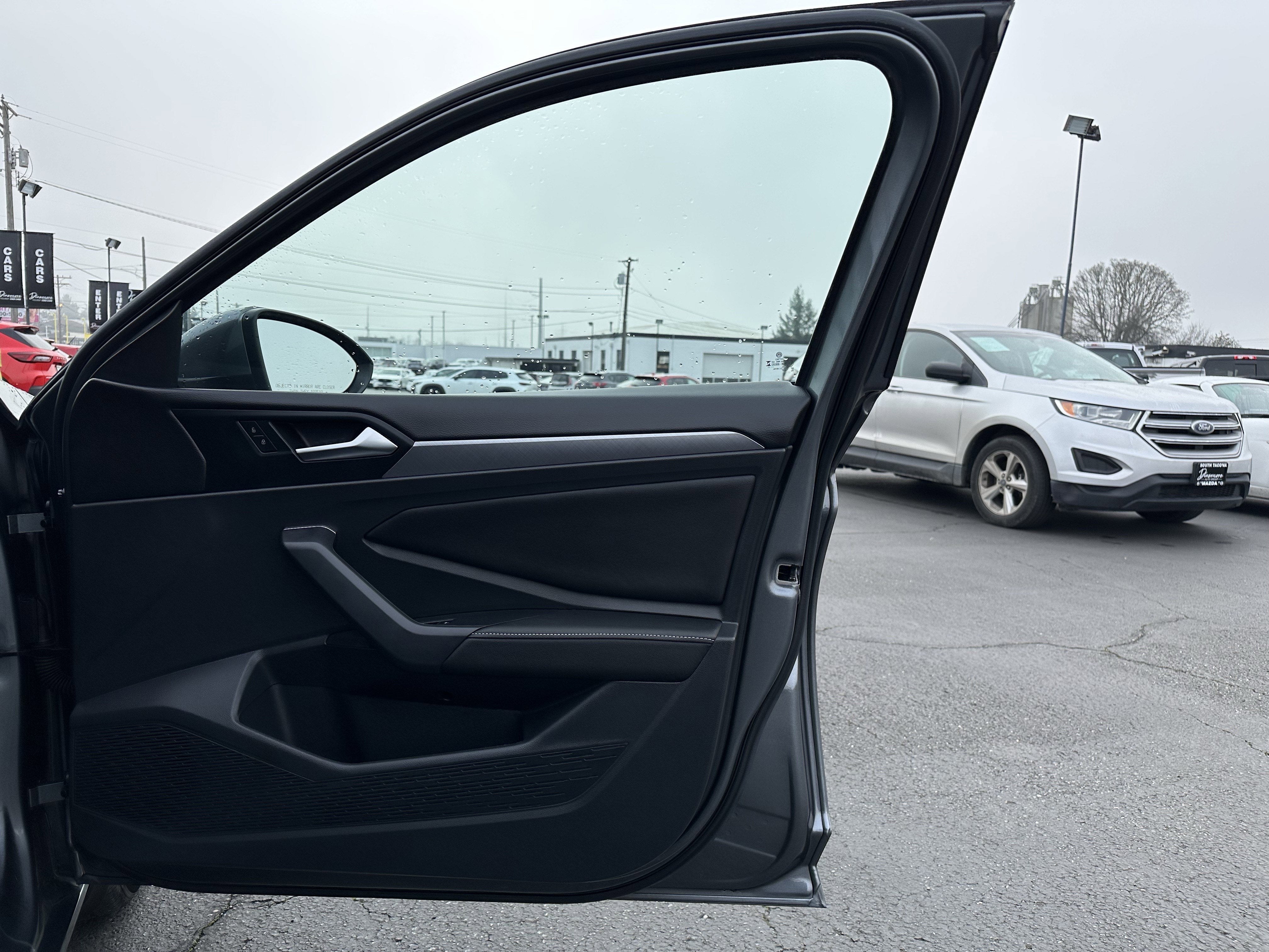 2023 Volkswagen Jetta SE