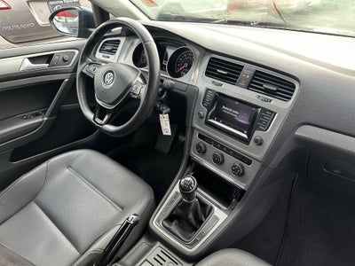2015 Volkswagen Golf TDI S