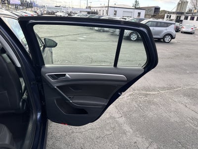 2015 Volkswagen Golf TDI S