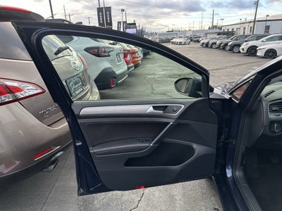 2015 Volkswagen Golf TDI S