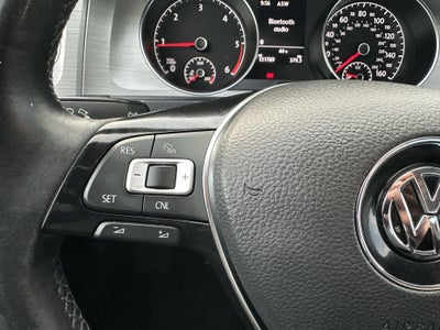 2015 Volkswagen Golf TDI S