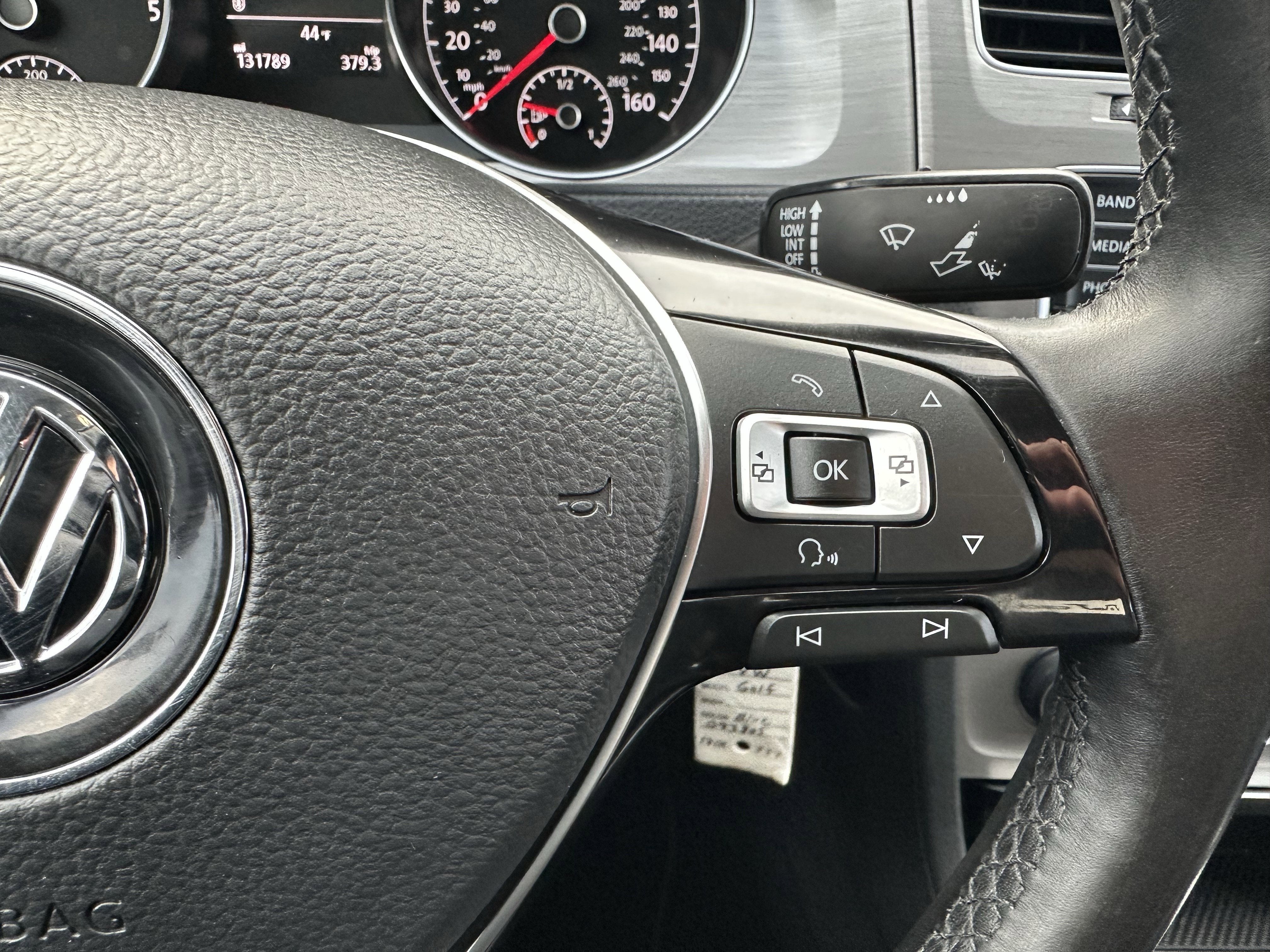 2015 Volkswagen Golf TDI S