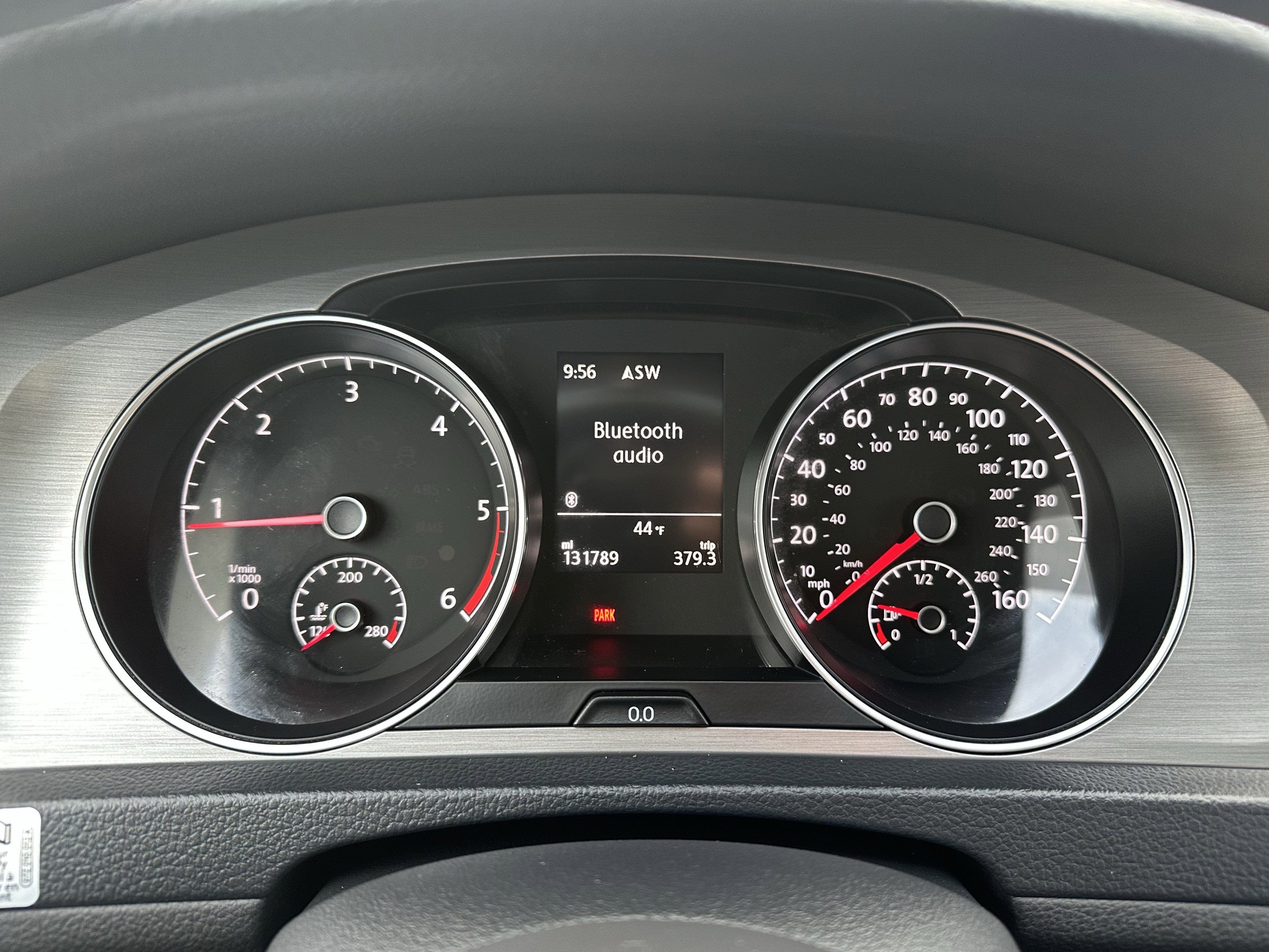 2015 Volkswagen Golf TDI S