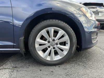 2015 Volkswagen Golf TDI S