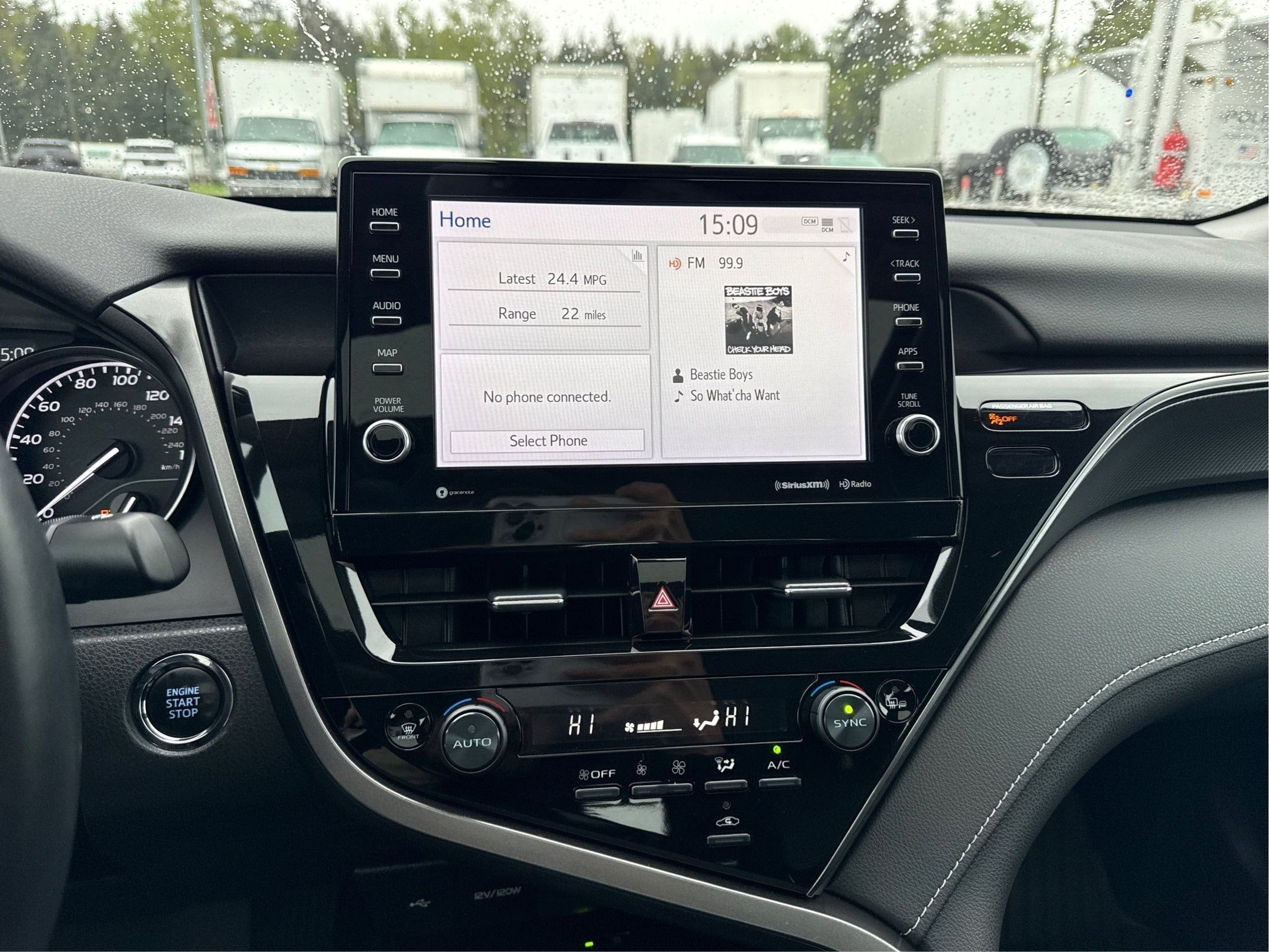 2023 Toyota Camry SE AWD