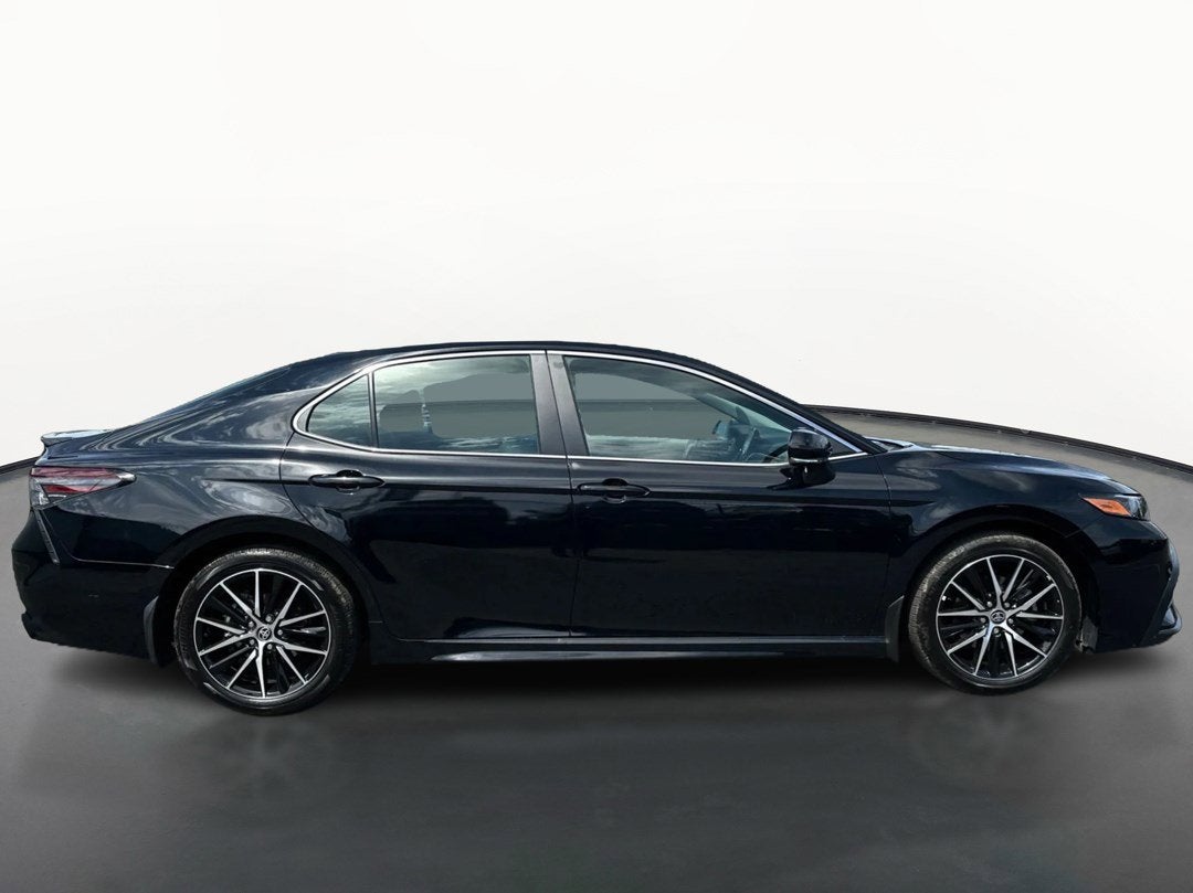 2021 Toyota Camry SE AWD