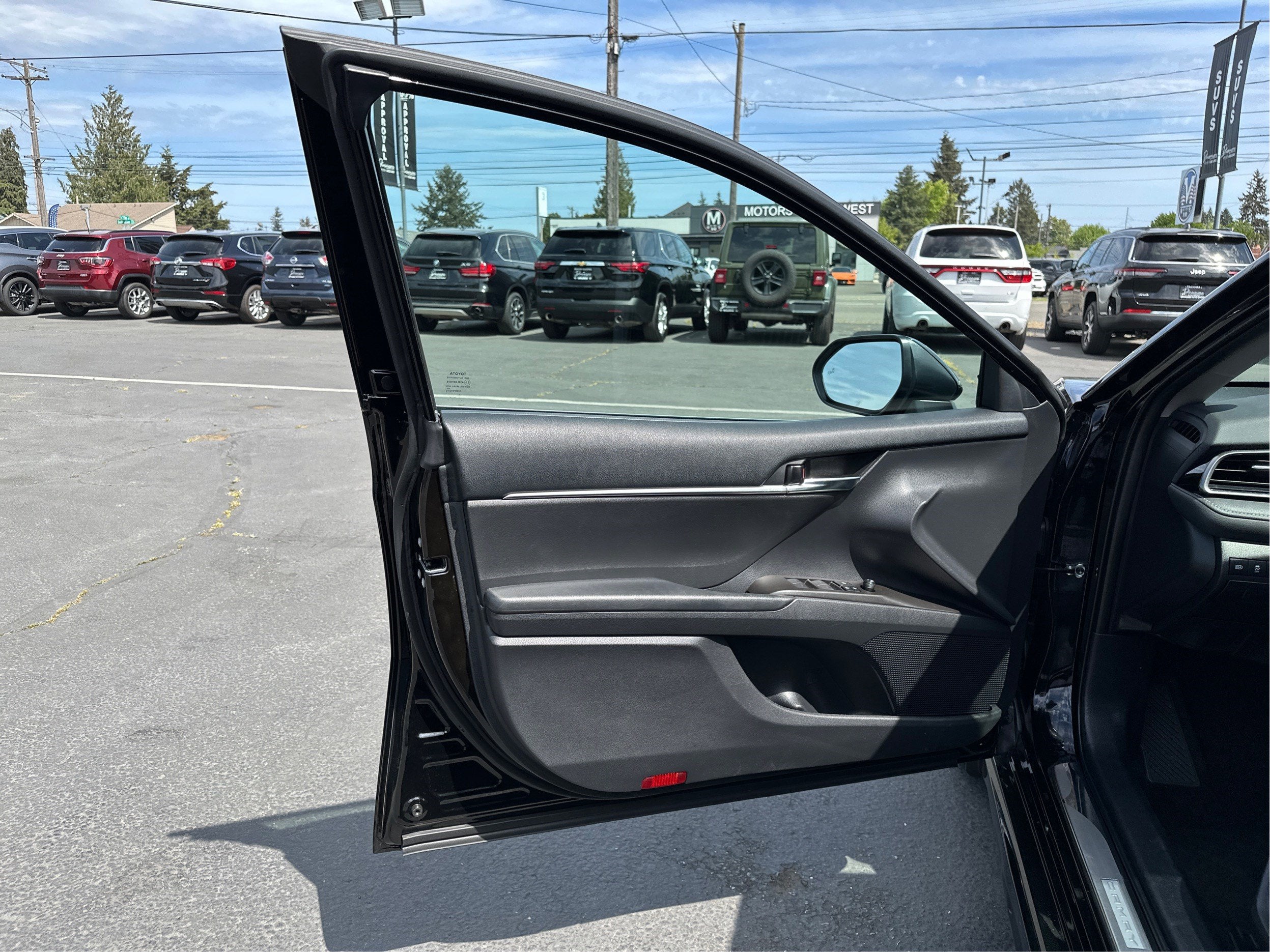 2021 Toyota Camry SE AWD