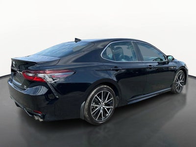 2021 Toyota Camry SE AWD