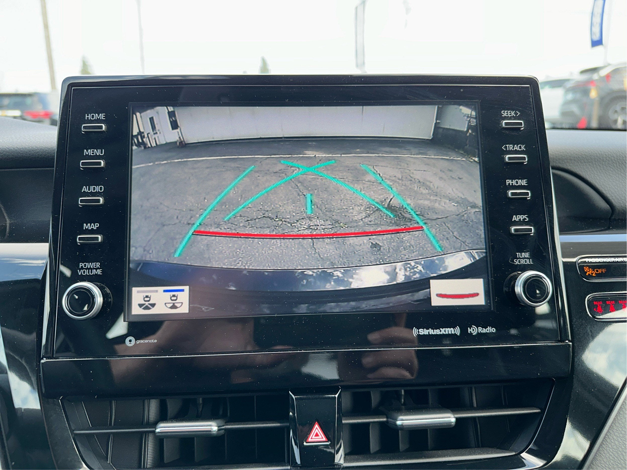 2021 Toyota Camry SE AWD