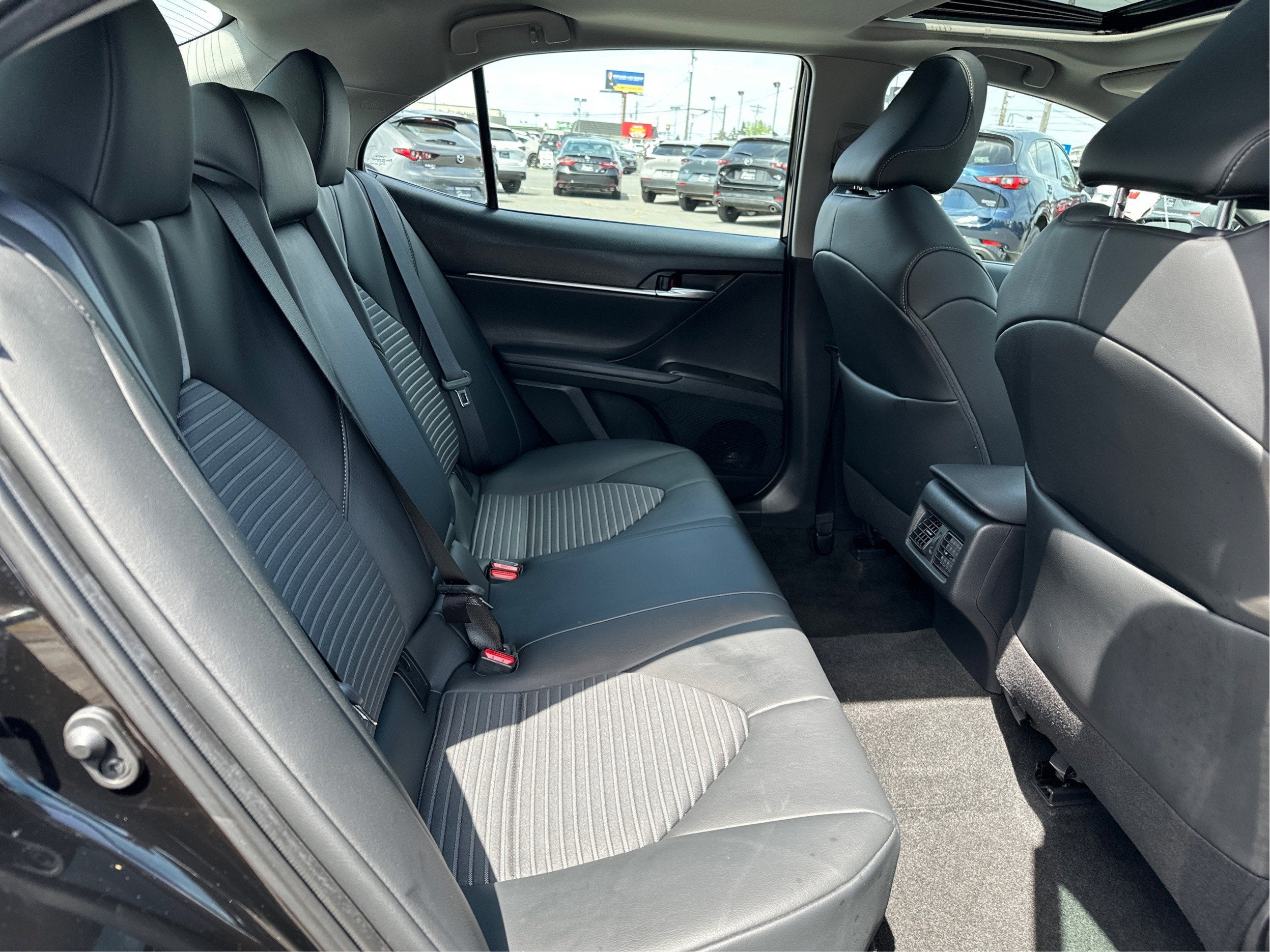 2021 Toyota Camry SE AWD