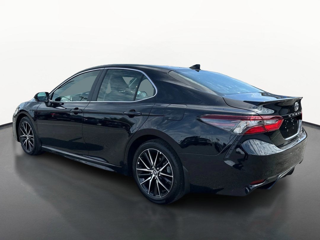 2021 Toyota Camry SE AWD